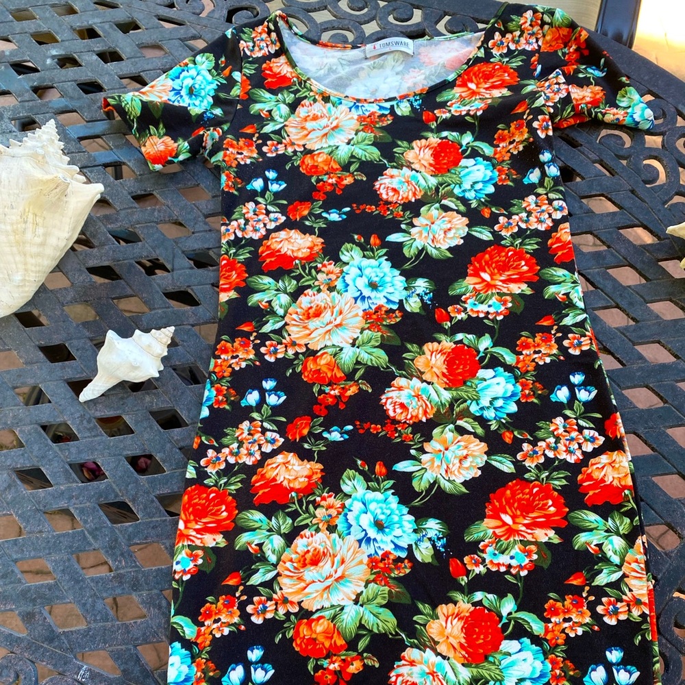 Short Sleeve Midi dress